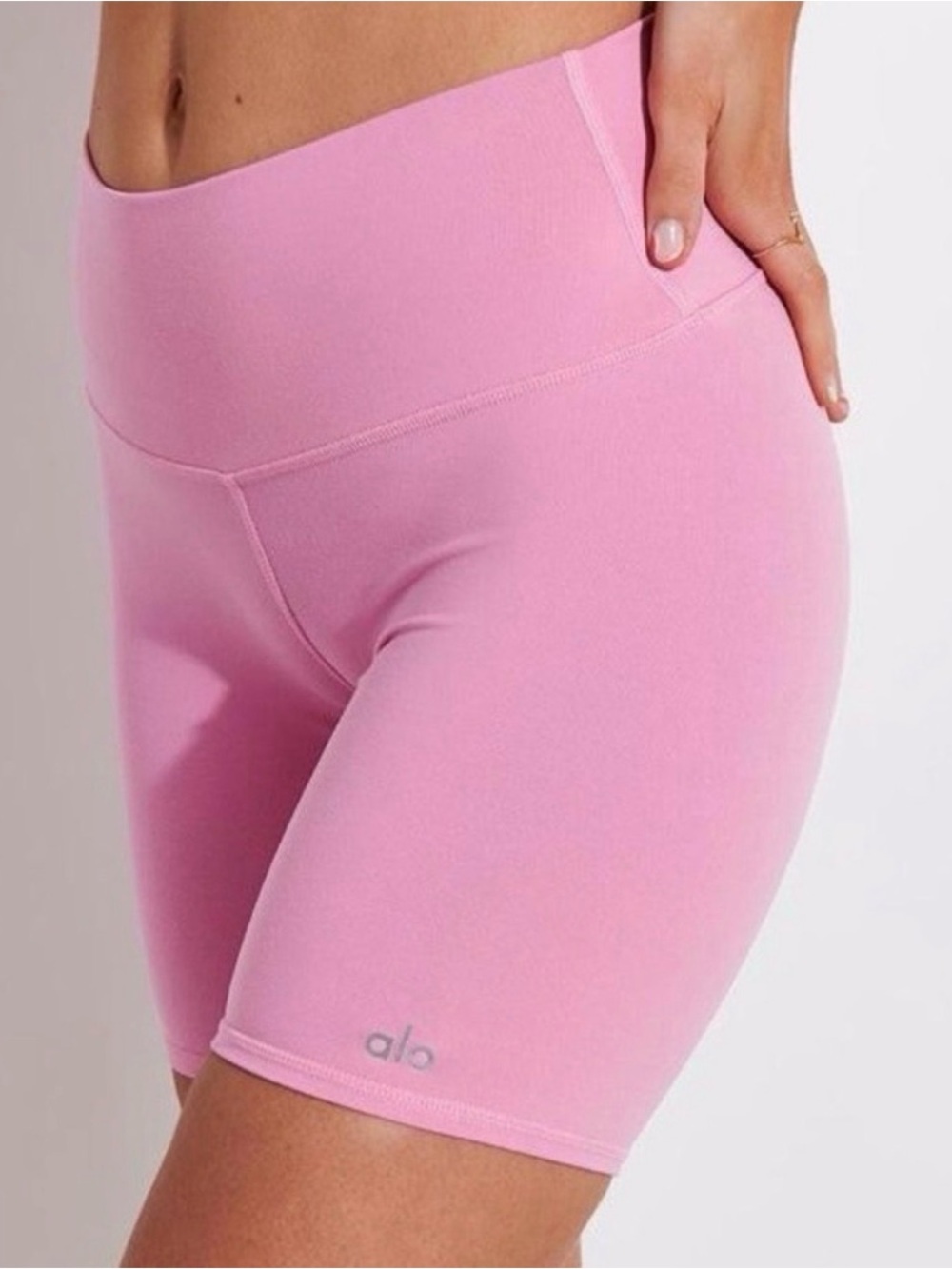 ALO Yoga Airbrush High waisted biker shorts